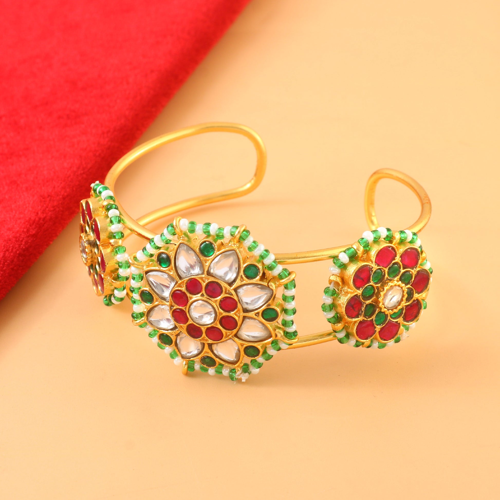 Pearl Floral Jadau Kundan Bangle