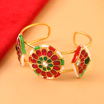 Traditional Bridal Kundan Bangles in Gold with Clear Stone Accents