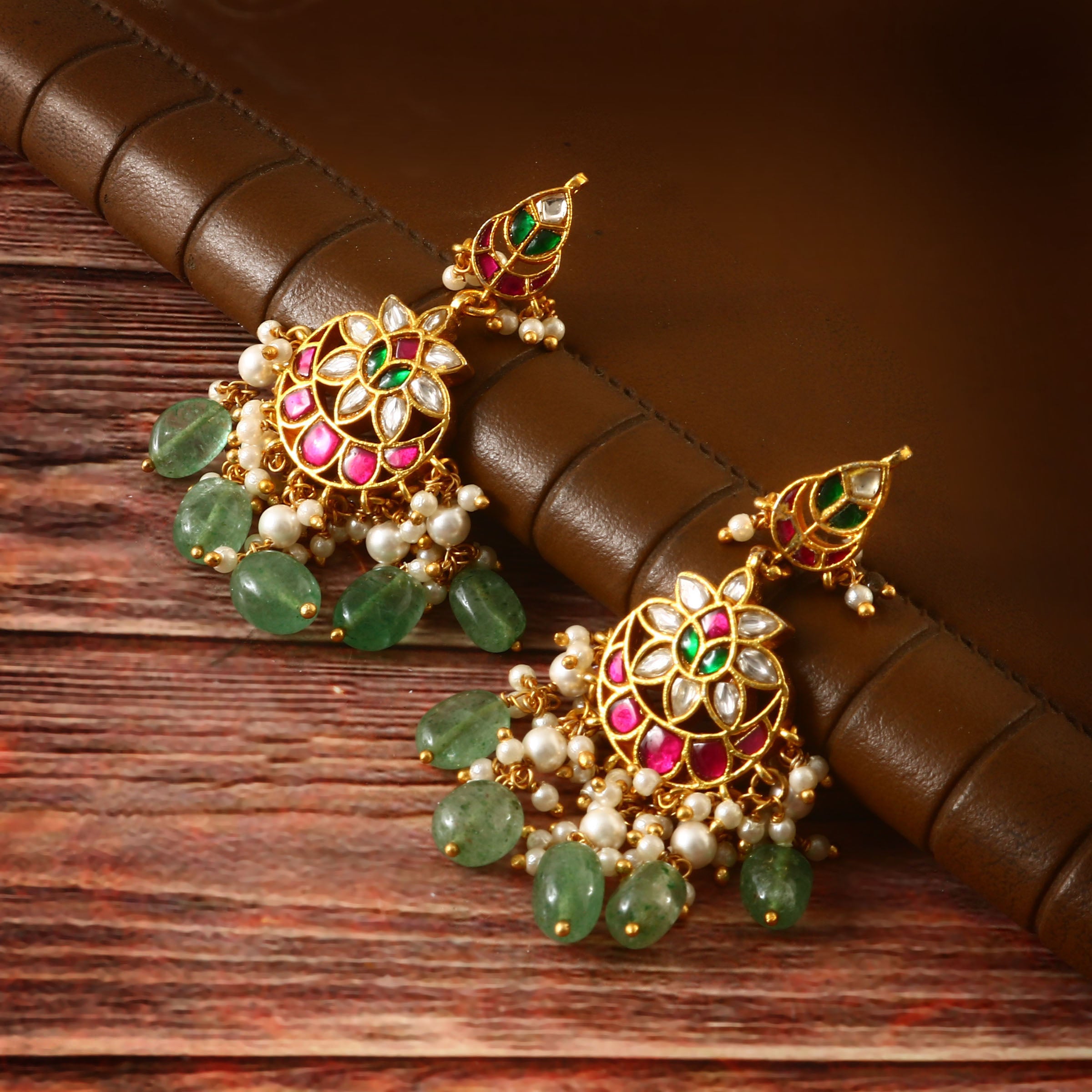 ER-132 - Jadau Kundan Earring with Emerald