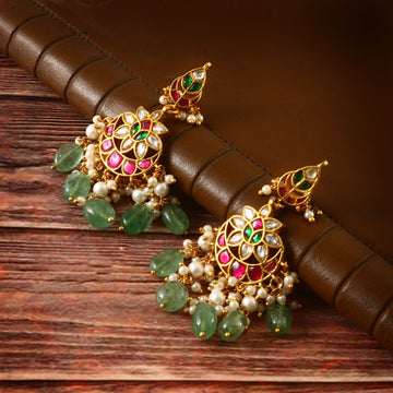 ER-132 - Jadau Kundan Earring with Emerald