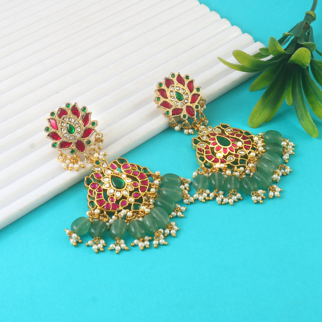 ER-161 - Jadau Kundan Earring with Emerald