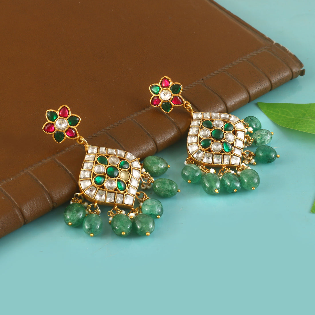 ER-164 - Jadau Kundan Earring with Emerald