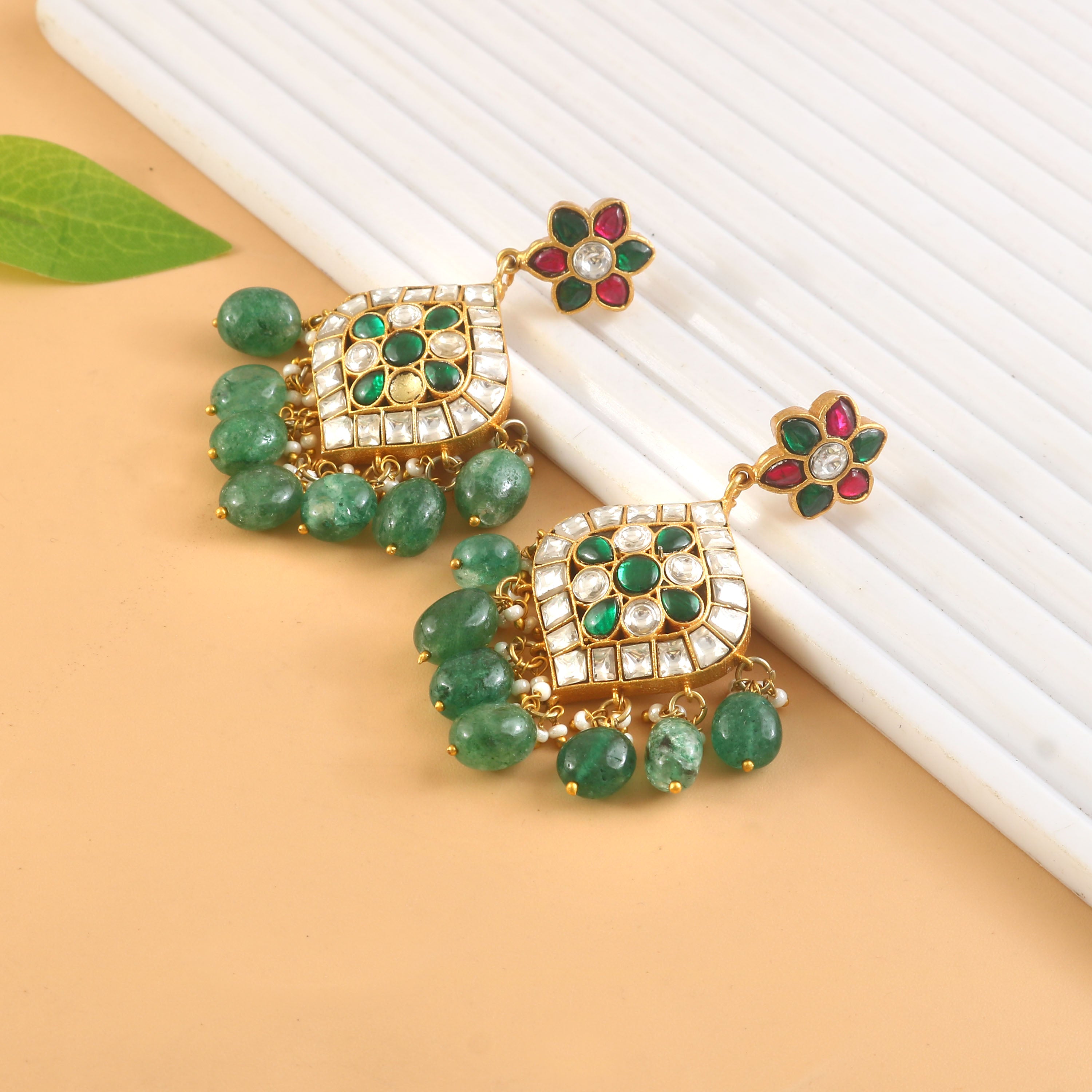 ER-164 - Jadau Kundan Earring with Emerald