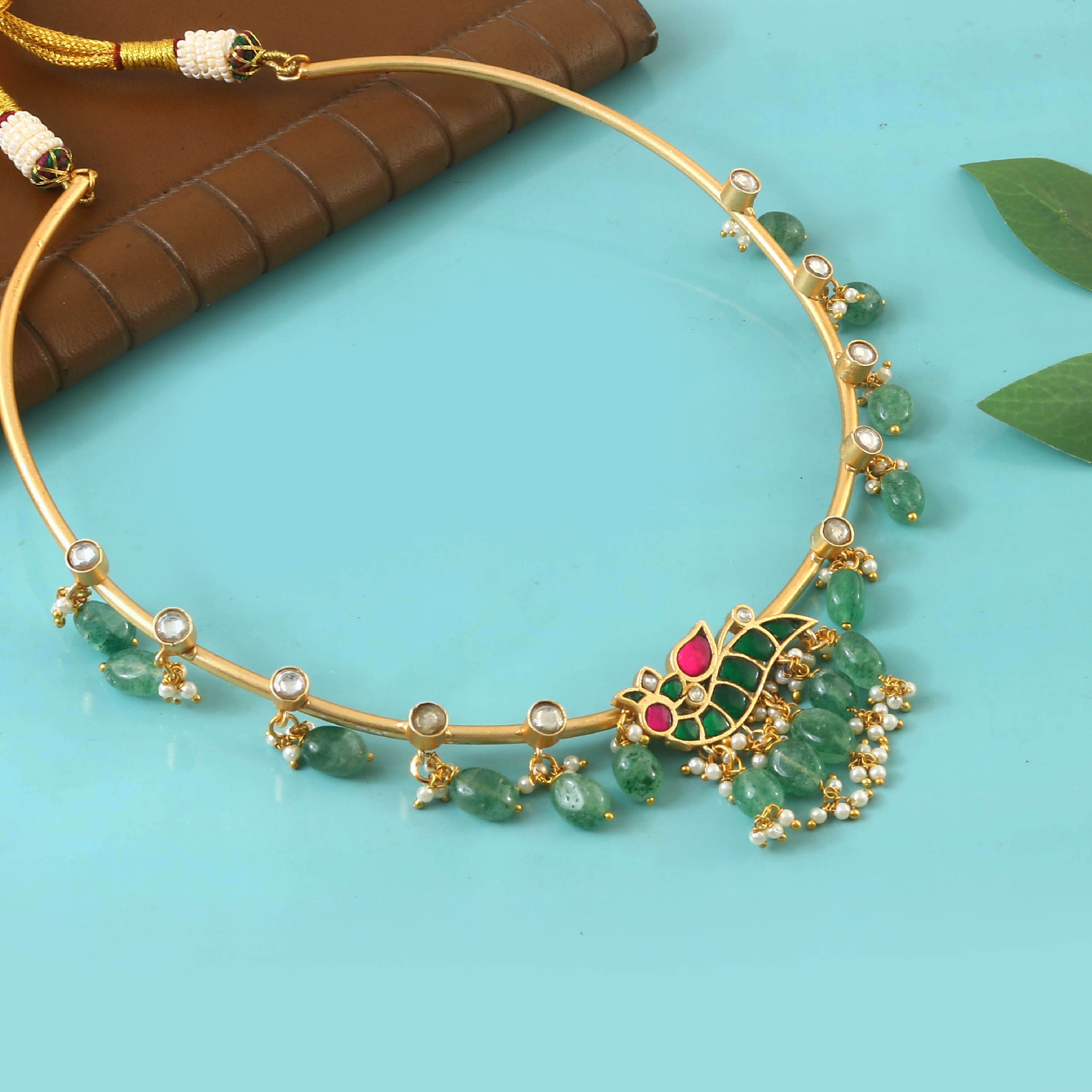 NK-243 - Jadau Kundan Necklace with Emerald