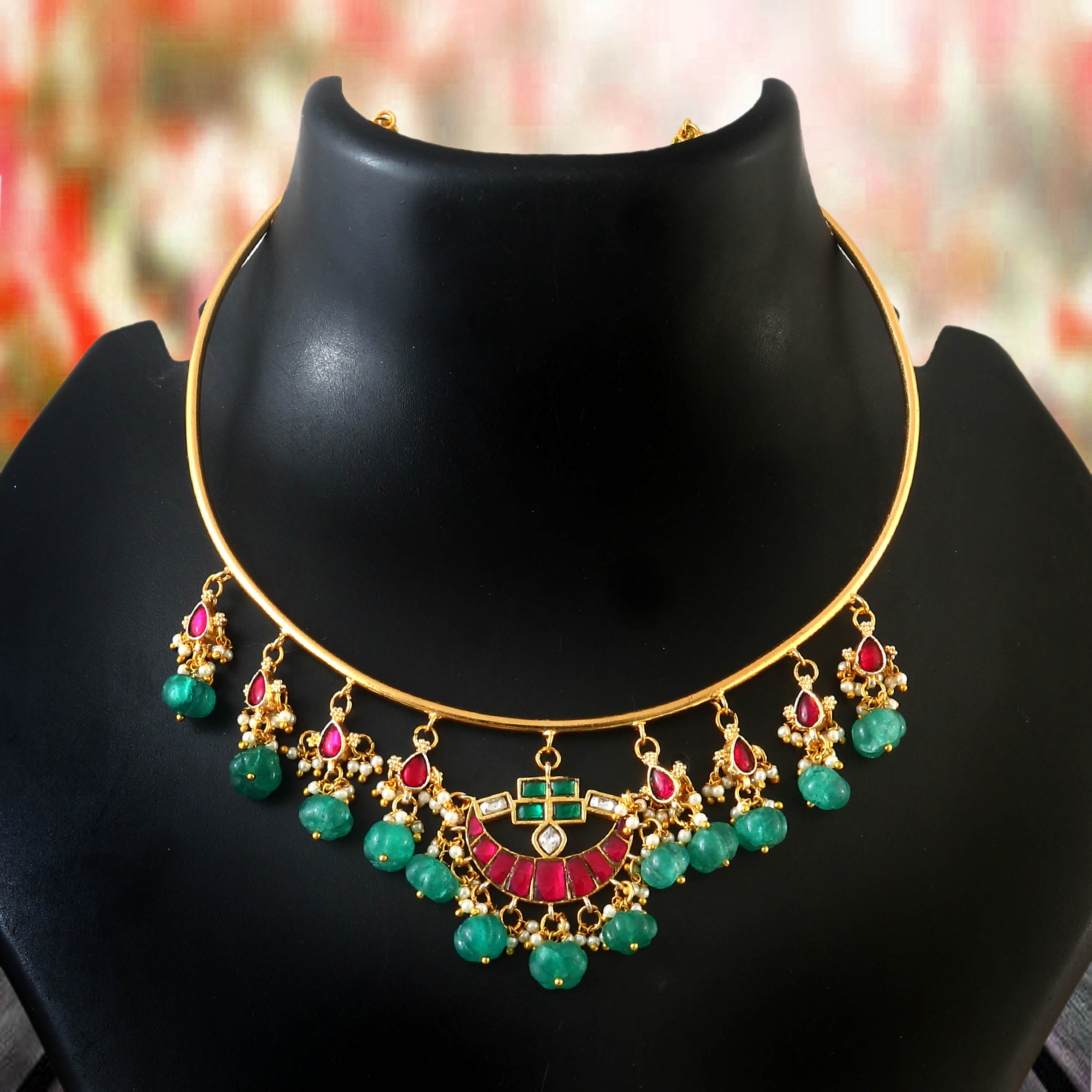 NK-255 - Jadau Kundan Necklace with Emerald