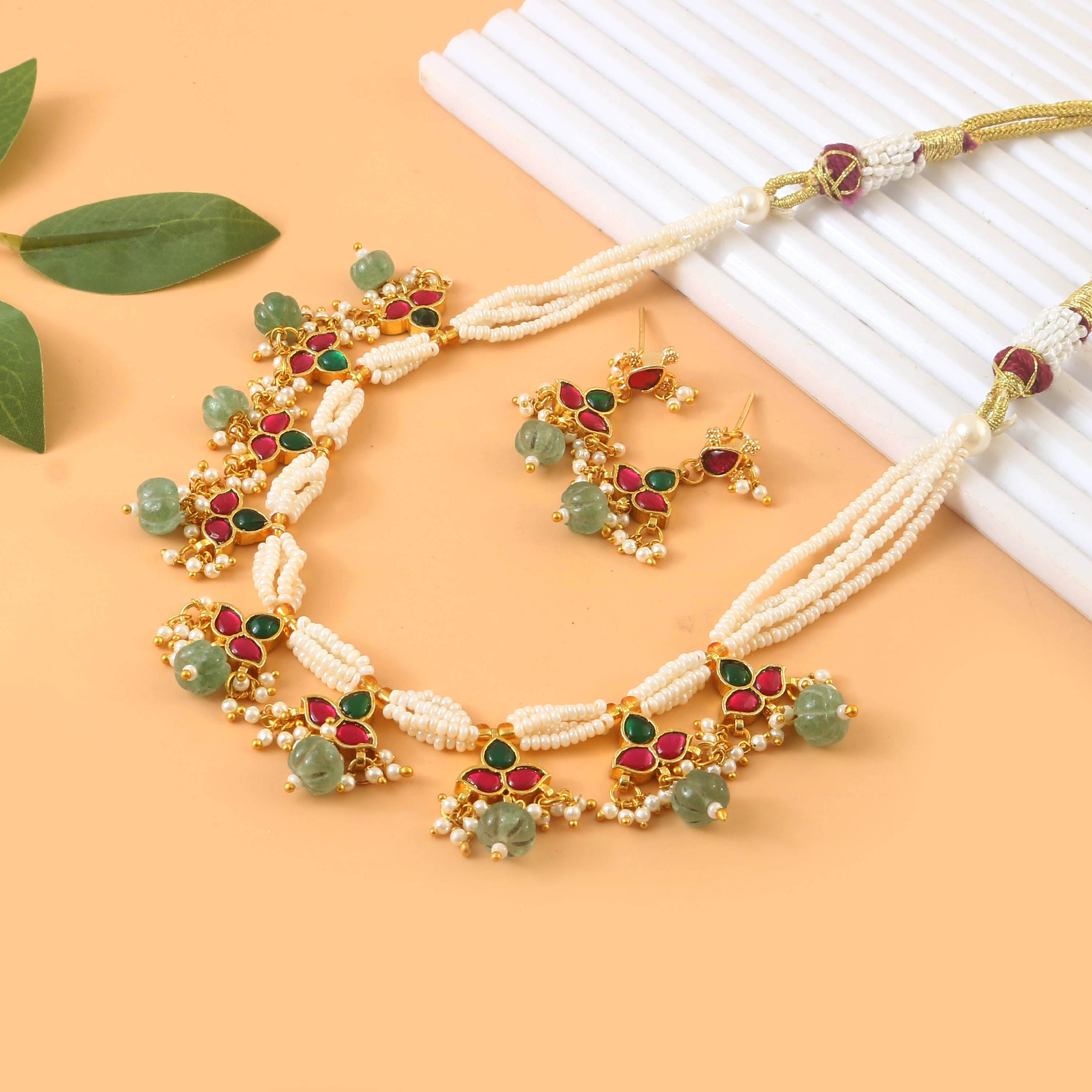 NK-258 - Jadau Kundan Necklace with Emerald