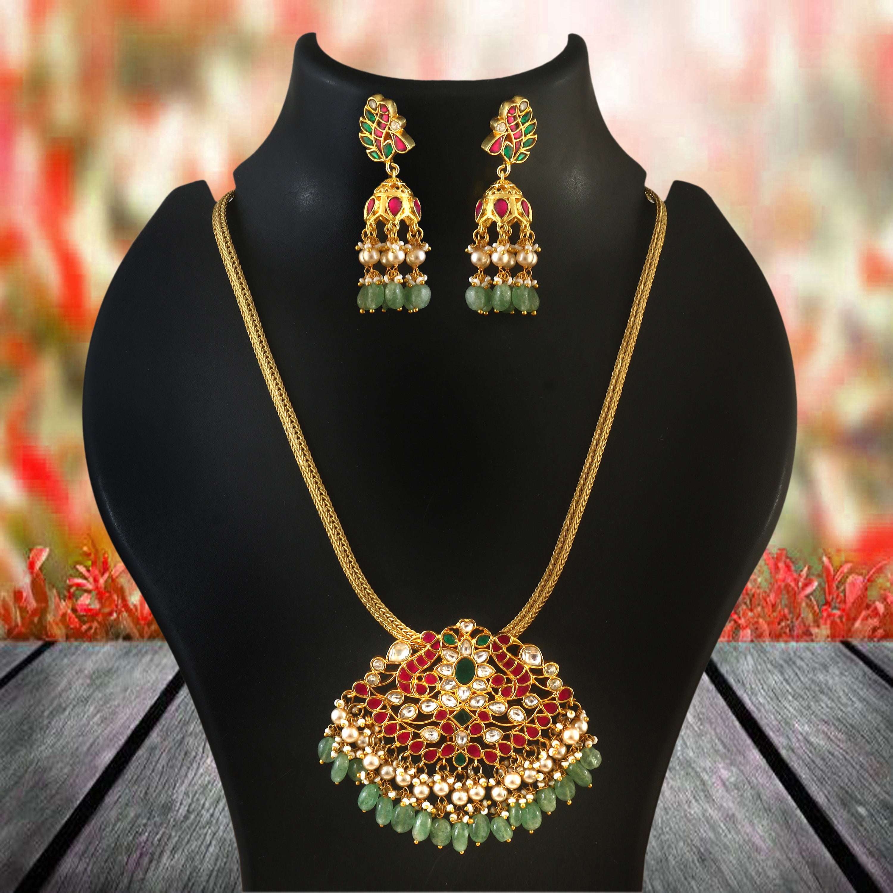 NK-262 - Jadau Kundan Necklace with Emerald
