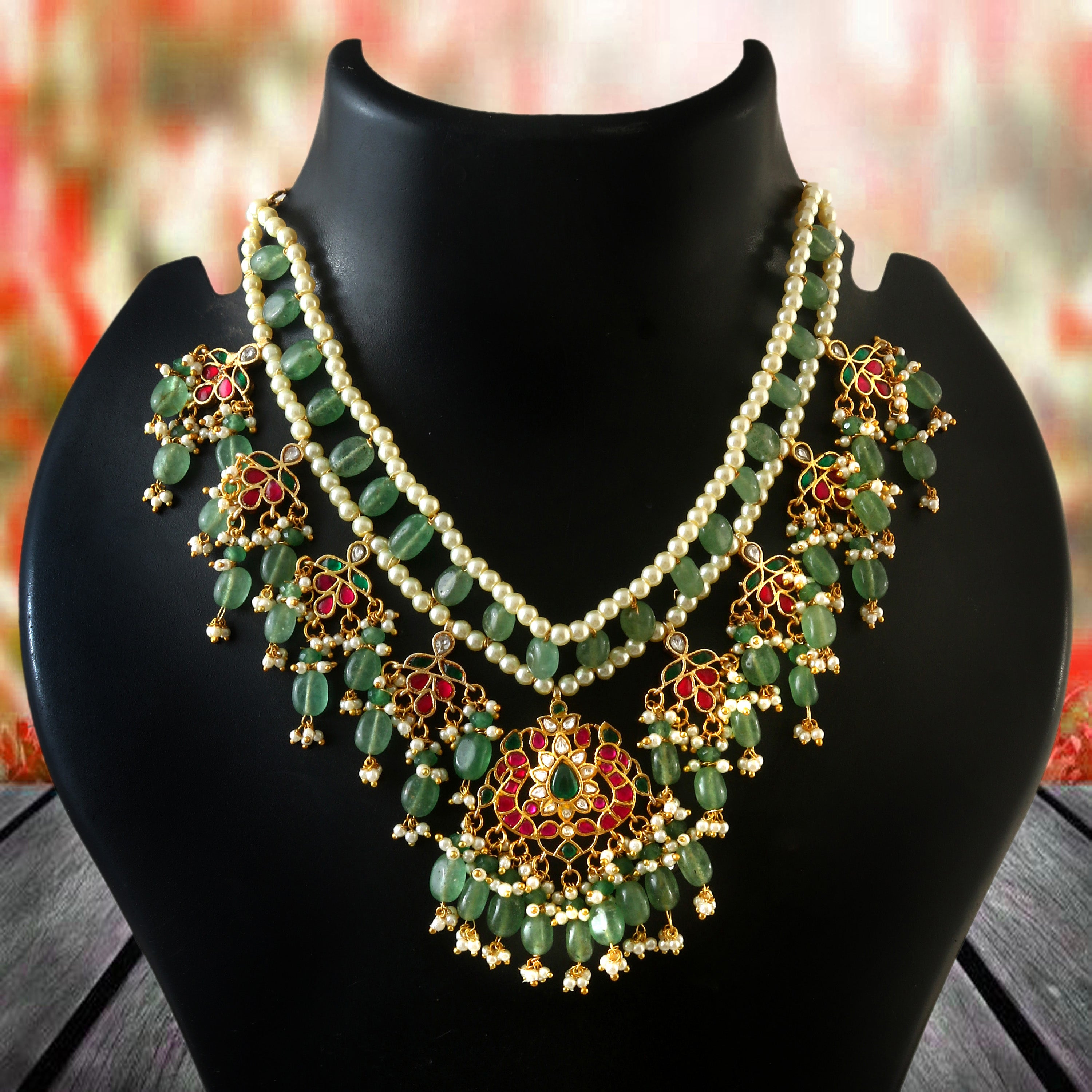 NK-287- Jadau Kundan Necklace with Emerald
