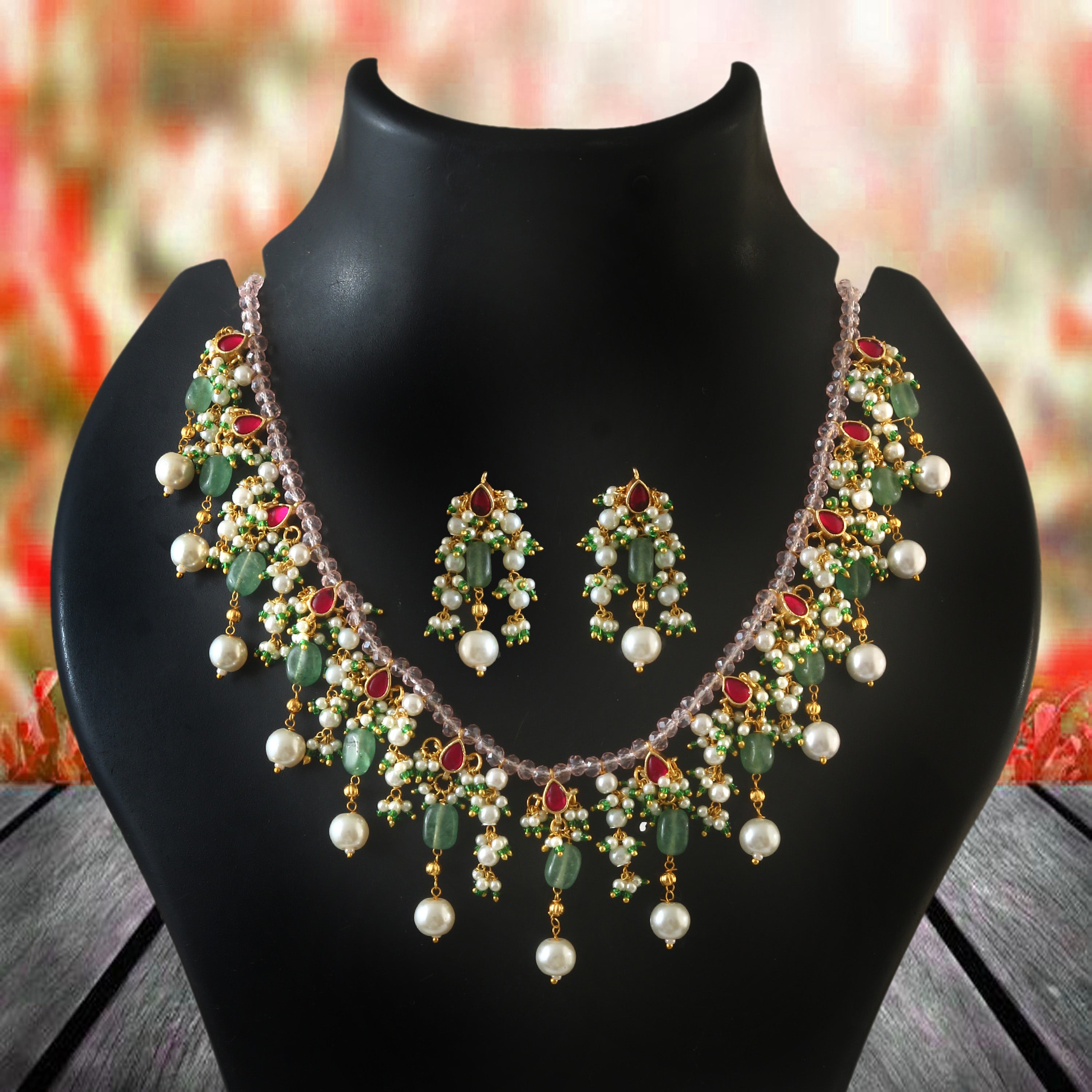 NK-290- Jadau Kundan Necklace with Emerald