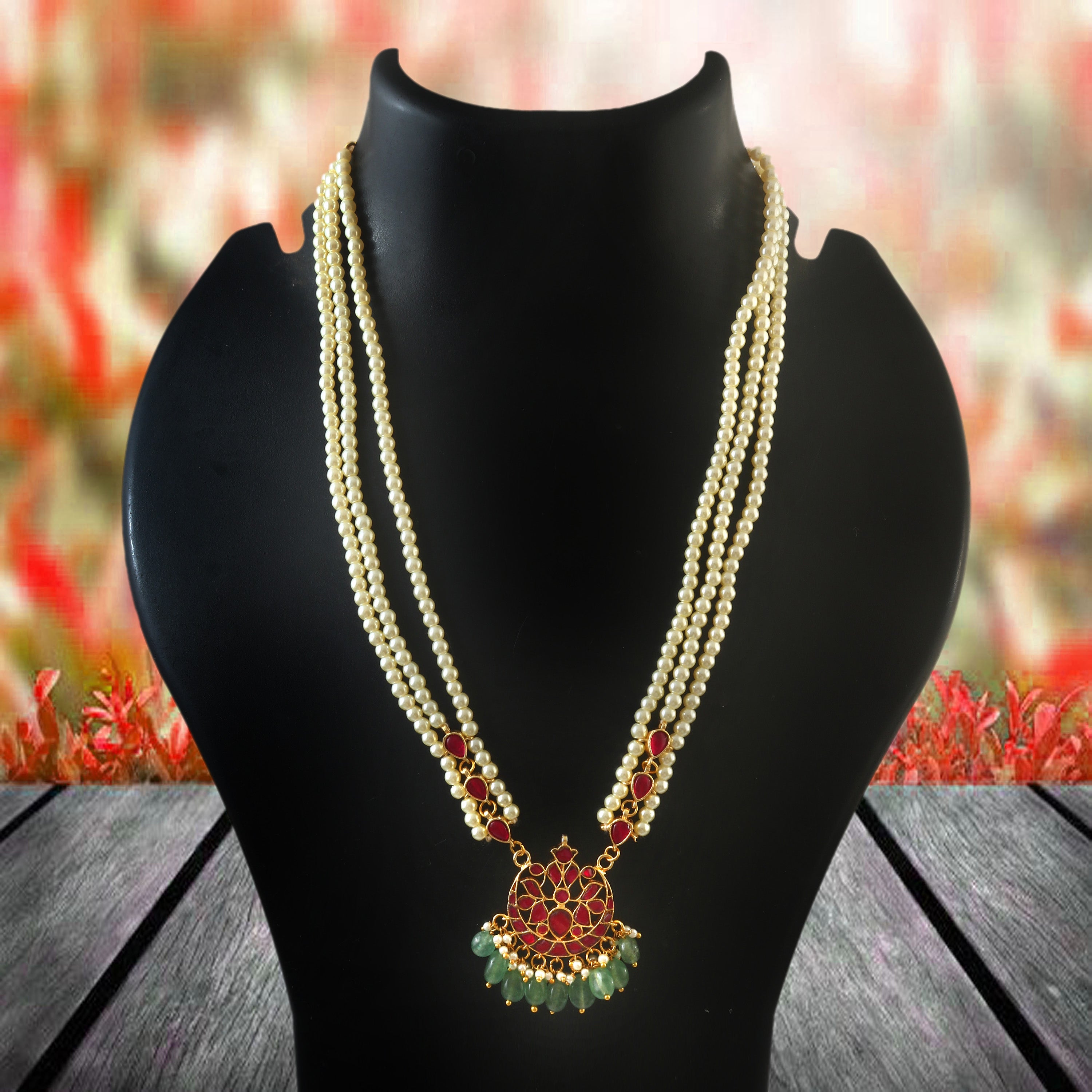 NK-297- Jadau Kundan Necklace with Emerald