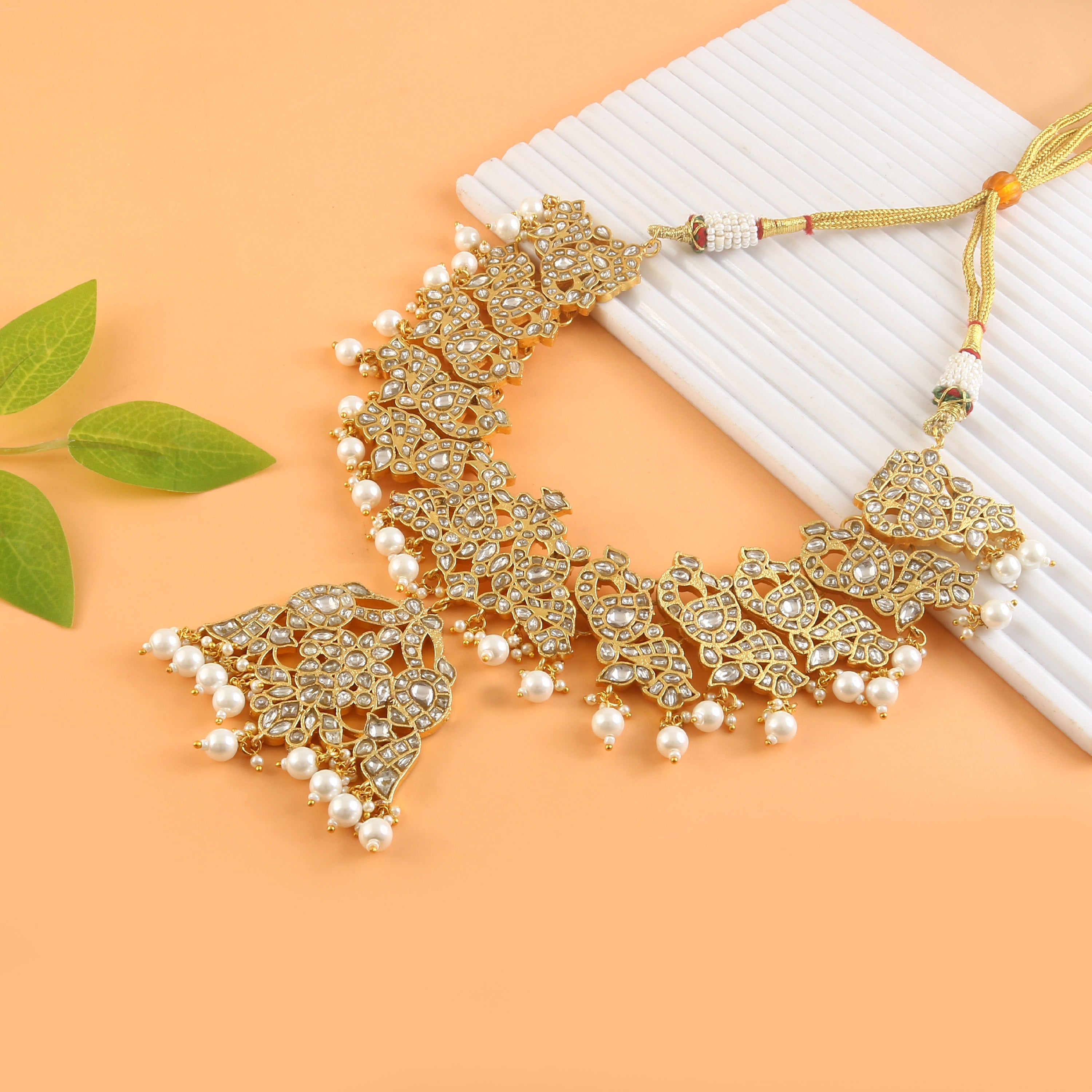 NK-302- Jadau Kundan Necklace with Emerald