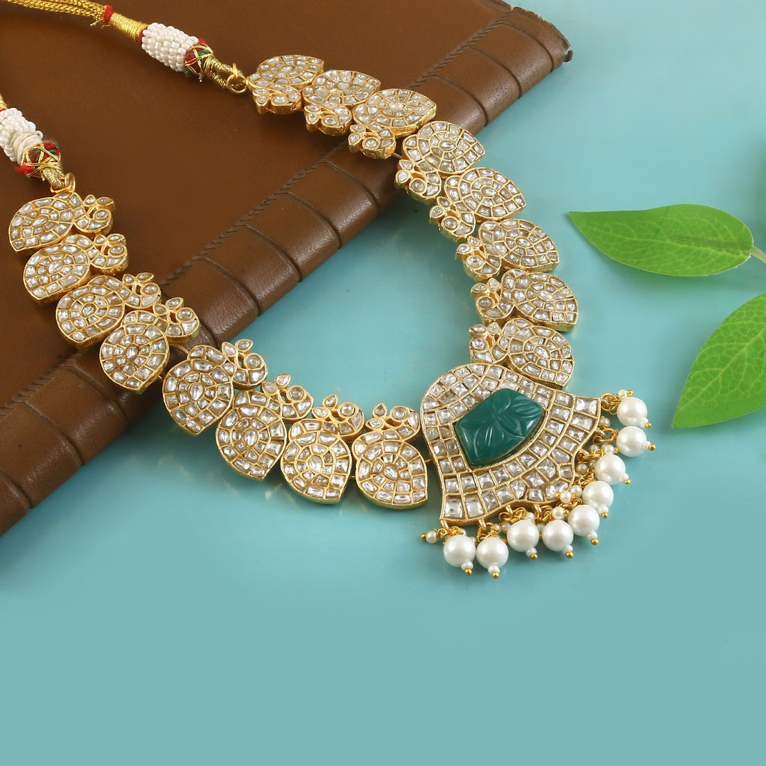 NK-305- Jadau Kundan Necklace with Emerald