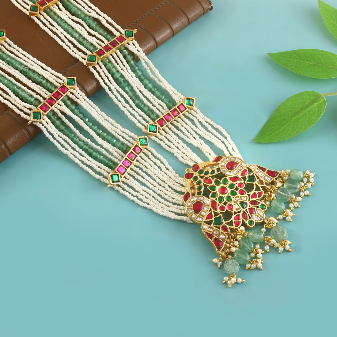 NK-307- Jadau Kundan Necklace with Emerald