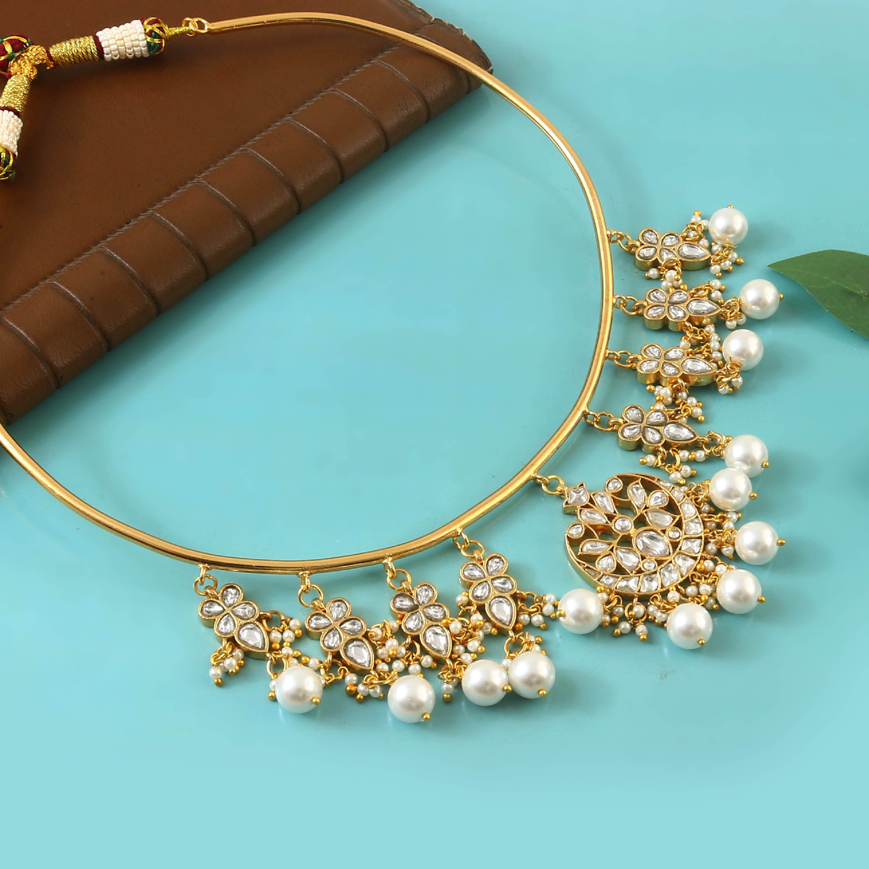 NK-236 - Jadau Kundan Necklace with Emerald