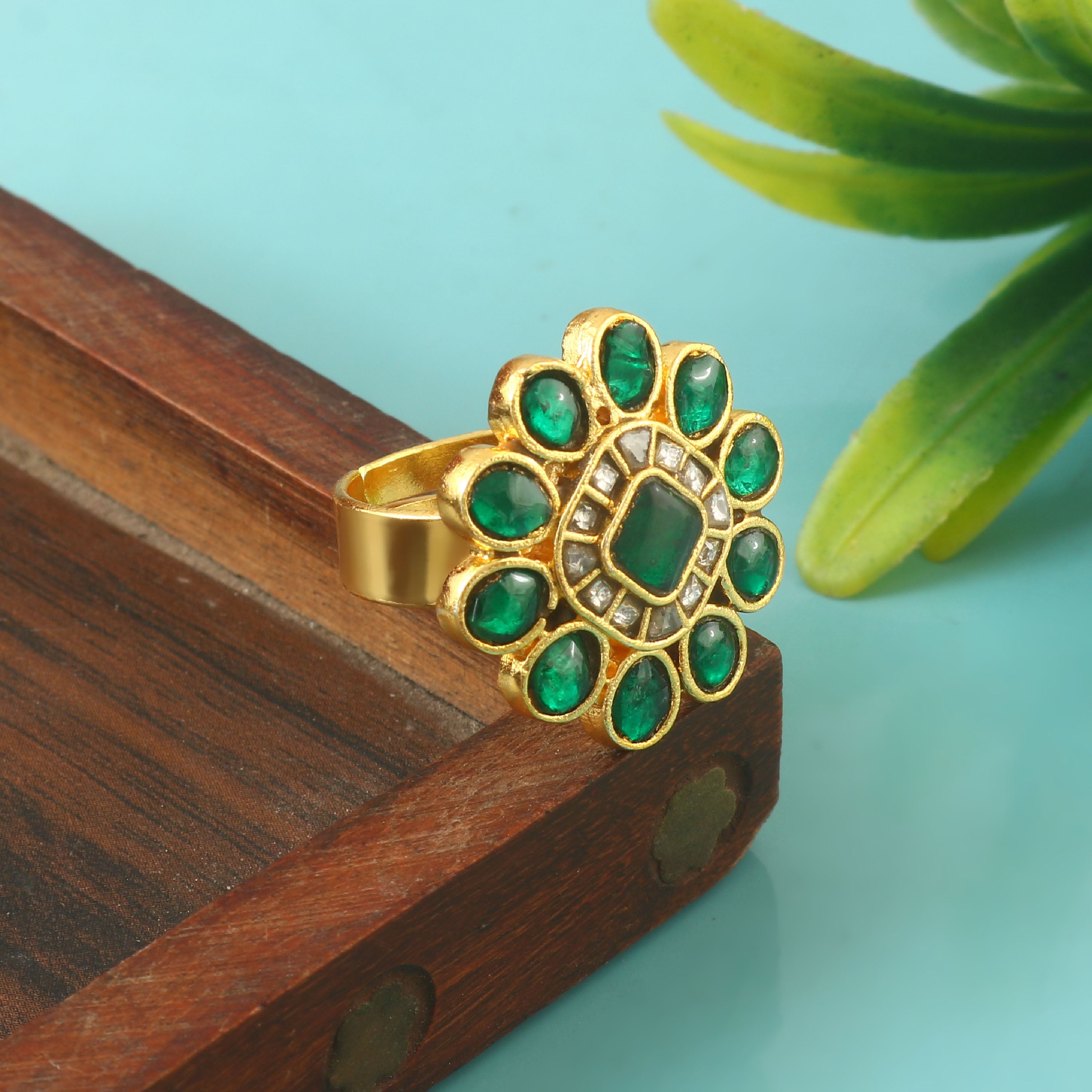 RG-108 - Jadau Kundan Ring with Emerald