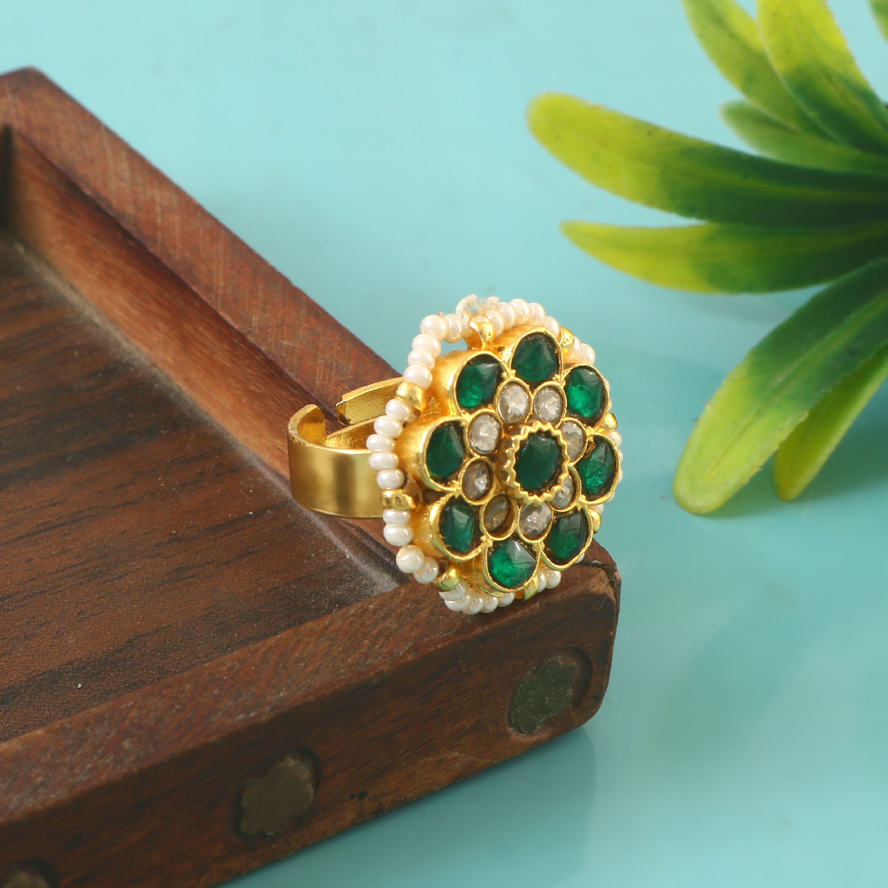 RG-111 - Jadau Kundan Ring with Emerald